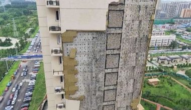 胜诉案例｜北京诚辩律师事务所：击破格式条款陷阱，为68户业主追回逾期办证违约金428万元